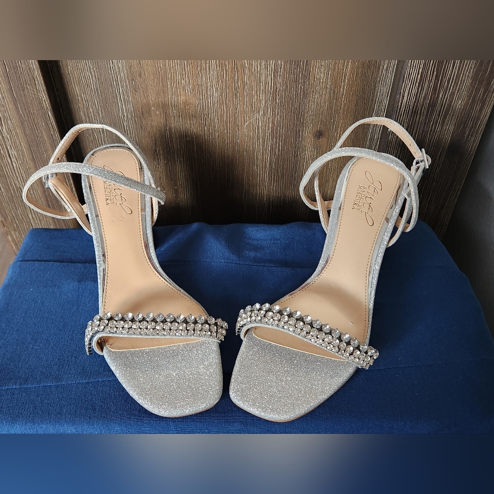 Jewel Badgley Mischka Silver Heels with Rhinestone Embellishments
